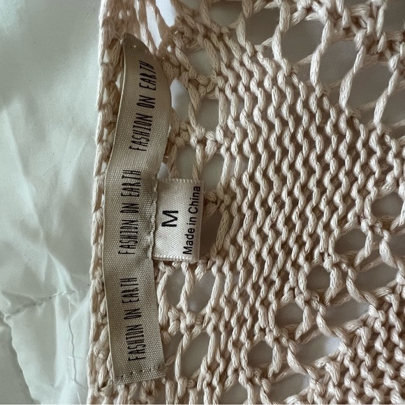 NWOT Crochet Vest - Picture 7 of 8